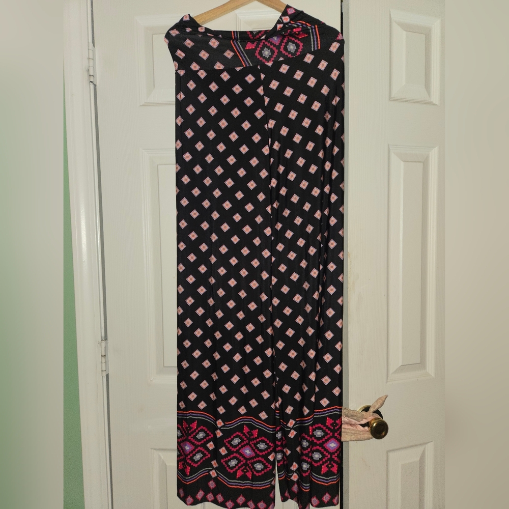 NWOT- CUSTOM-MADE WIDE LEG PALAZZO PANTS: BUTTERY SOFT YOGA WAISTBAND Size M